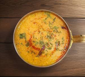 Lasooni Dal Tadka