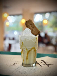 Lotus Bischof Shake
