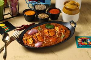 Tawa Paneer Tikka Masala