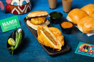 Ulta Seedha Vada Pav (2 Pcs)