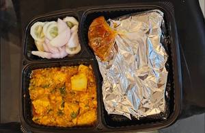 Paneer sabji with 4 paratha