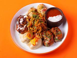Momopalooza Platter (Non-veg)