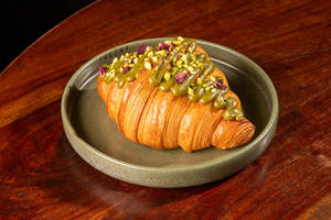 Pistachio Baklawa Croissant