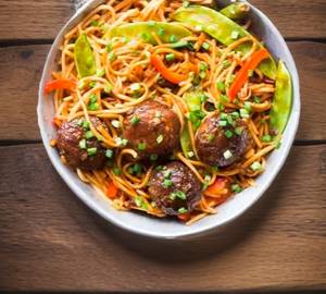 Veg Hakka Noodles