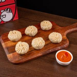 Veg Steamed Momos (6 pcs)