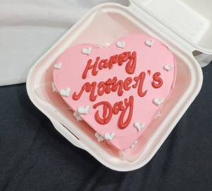 Delicious  Happy Mother's Day Heart Shape Red Velvet Bento Cake