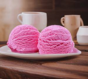 Strawberry 700 Ml + Strawberry 700 Ml