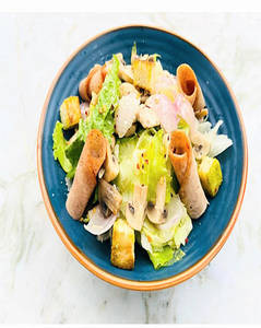 Crispy Chicken Ham, Lettuce, Croutons With Onion & Mushroom