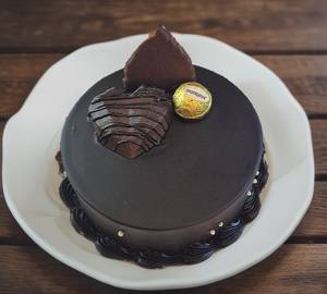 Premium Chocolate Cake