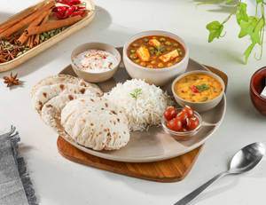 Fam's Favorite Matar Paneer - Feast Thali