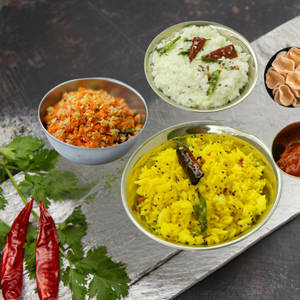 Lemon Rice 450 Ml+curd Rice 250 Ml+veg 250 Ml+fryums+pickle
