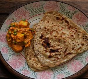 4 Desi Ghee Paratha With Matar Paneer
