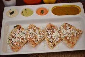 Paneer Uttapam