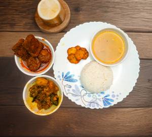 Veg Thali with Dhoka