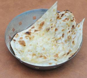 Butter Naan (1 Pc)