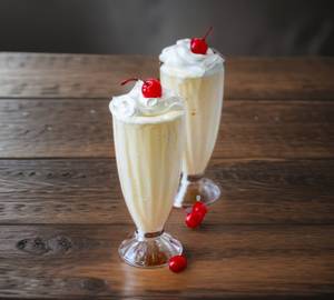 Vanila Shake With Icecream