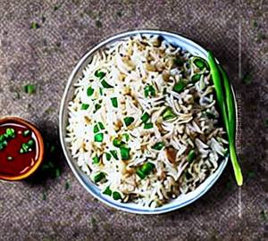 Burnt garlic rice veg
