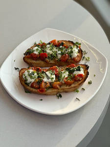 Caprese Open Toast