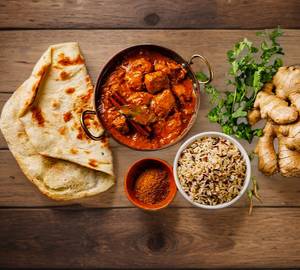 Chicken tikka masala gravy 2 Paratha combo