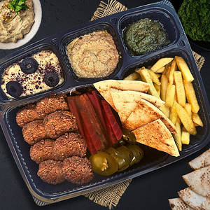 Falafel Arabian Mezze