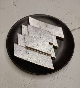 Kaju Burfi (Ol)