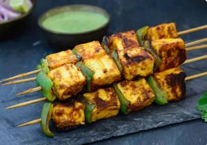 Paneer Tikka Dry[10 Pieces]