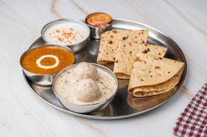 Malai Kofta & Dal Makhani With Roti Or Paratha Or Rice