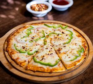 Whole Wheat Capsicum And Onion Pizza [8 Inches]