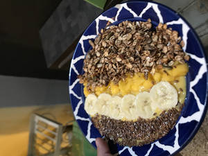 Mango Smoothie Bowl