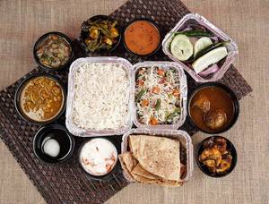 Maharaz Sevak Egg Thali