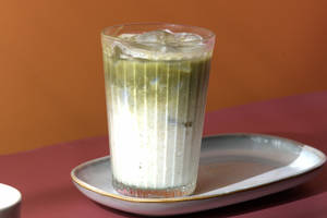 Matcha Iced Latte