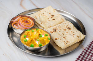 Matar Paneer - Rumali Roti Combo