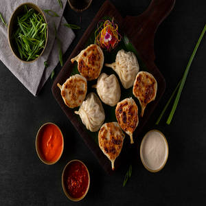 YETI SPL KOTHE MOMO CHICKEN