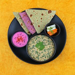 Spinach Paneer Bhurji Chapati Meal