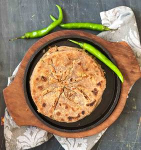 Lassan Parantha