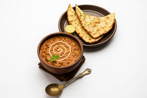 Aloo Naan With Dal Makhani Combo