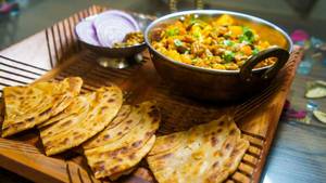 Veg Preparation With Choice Of Breads