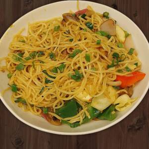Veg Hakka Noodles