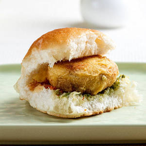 Vada Pav [1 Pcs]
