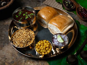 Mumbaiya Sev Usal [400 gm]