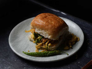 Chura Pav [100 gm]