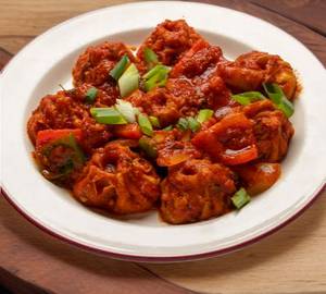 Sezwan momos veg[per plate 6 pecies]