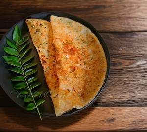 Rava paneer dosa