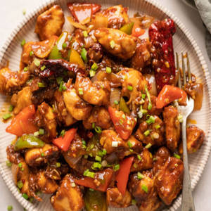 Wok Fried Chicken In Schezwan Sauce