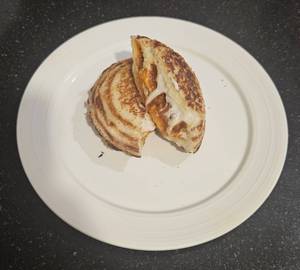 Kheema mayonnaise toast