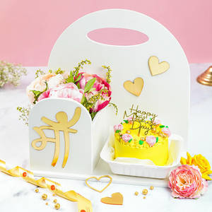 White Elegant Maa Hamper