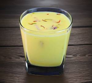 Hot badam milk [500 ml]