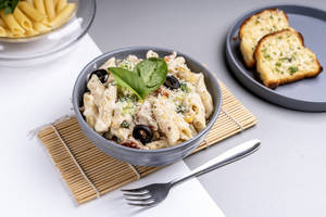 Alfredo White Sauce Pasta