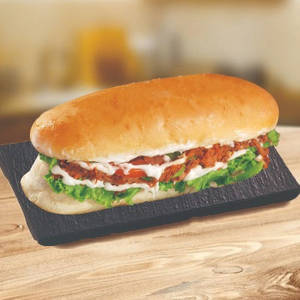 Butter Chicken Long Burger