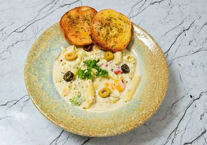 White Sauce Pasta